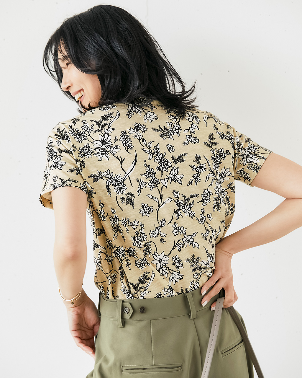 綿スラブ・総柄プリントTシャツ 詳細画像
